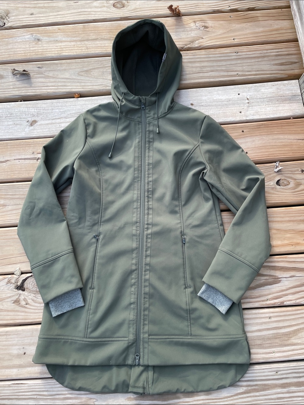 Mondetta Woman’s Hooded Fleece Lined Rain Wind proof Coat Olive Green Sz Large
